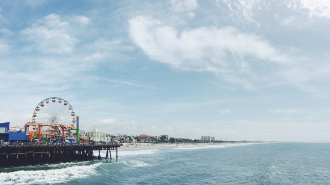 Santa Monica Pier, California by robertbye (Unsplash.com)