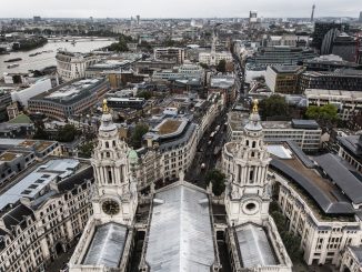 aerial view of london by thkelley (Unsplash.com)