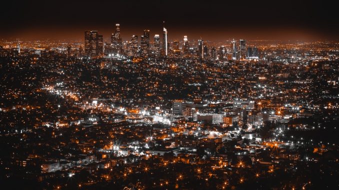 Night Los Angeles by dnevozhai (Unsplash.com)